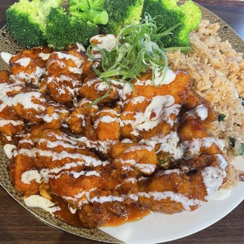 Wrap & Roll - sriracha chicken fried rice added broccoli - Asian Fusion Near Me - Pearland, Texas Wrap & Roll - sriracha chicken fried rice added broccoli - Asian Fusion Near Me - Pearland, Texas