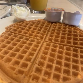 Doug's Place - Crisp waffle - Breakfast & Brunch Near Me - Castro Valley, California