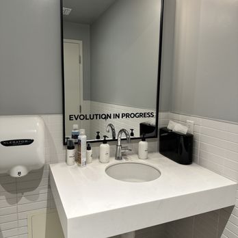 Pvolve La Jolla - Bathrooms - Gyms Near Me - San Diego, California Pvolve La Jolla - Bathrooms - Gyms Near Me - San Diego, California