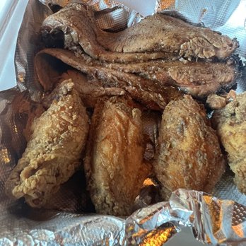The Pit Stop - Brisket and Wing Combo - Barbeque Near Me - Sterling, Virginia The Pit Stop - Brisket and Wing Combo - Barbeque Near Me - Sterling, Virginia