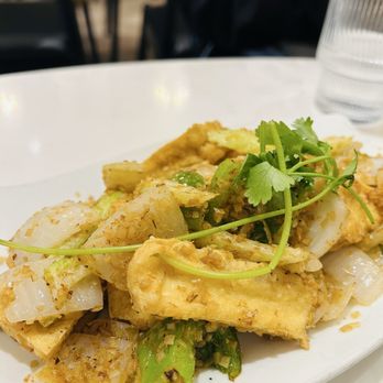 Lantern House Kitchen & Bar - Asian Fusion Near Me - Reston, Virginia