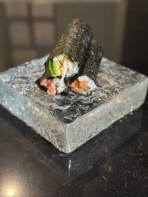 ROLL UP JAPANESE HAND ROLLS by null