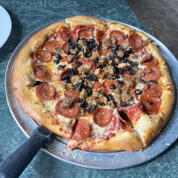 Cobblestone Pizza - Italian pizza - Pizza Near Me - Newport, Oregon Cobblestone Pizza - Italian pizza - Pizza Near Me - Newport, Oregon