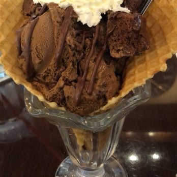 White Rabbit Dessert Experience - Desserts Near Me - Tonawanda, New York White Rabbit Dessert Experience - Desserts Near Me - Tonawanda, New York