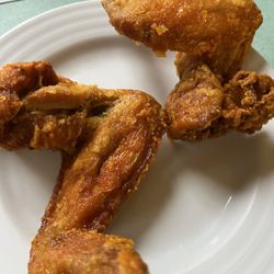 Rice House Chinese Teriyaki - Chicken wing appetizer