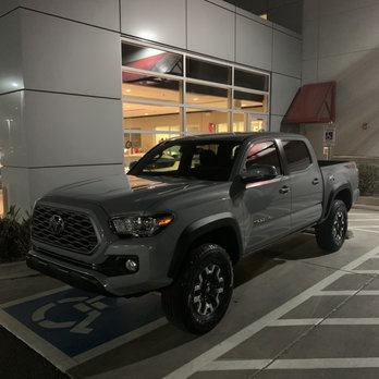 Berge Toyota - Car Dealers Near Me - Mesa, Arizona