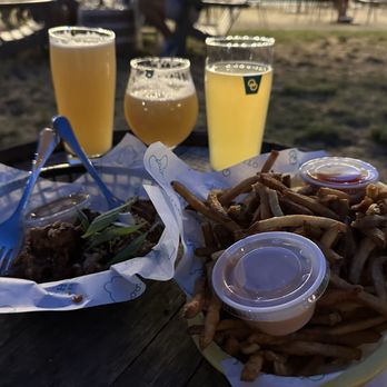 Other Half Brewing Philadelphia - Breweries Near Me - Philadelphia, Pennsylvania