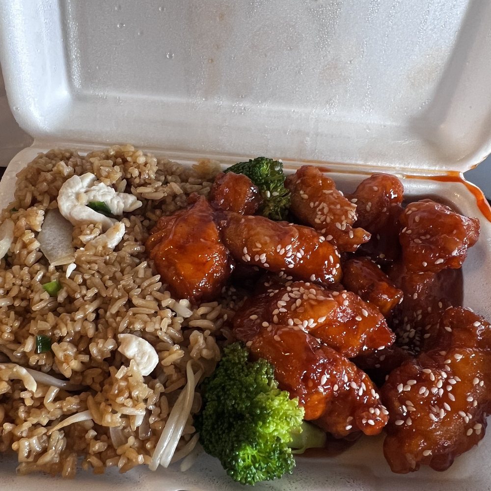 BinHai - Orange Chicken lunch special - Chinese Near Me - Northbrook, Illinois
