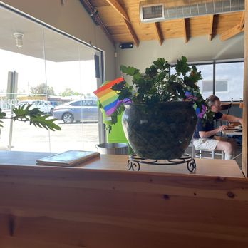 Essence Bakery Cafe - Inside - Breakfast & Brunch Near Me - Phoenix, Arizona