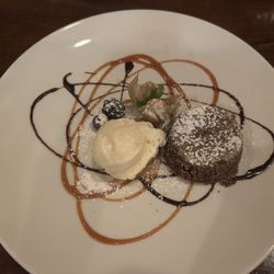 Illuminaté Restorante - Chocolate cake