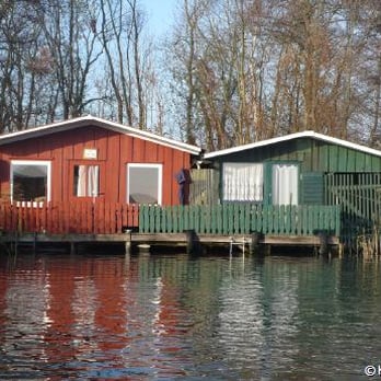 Kanu-Mühle - Bootshäuser - Boat Charters Near Me - Wesenberg, MV