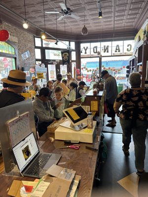 The Candy Vault by null