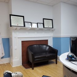 American Dental Consultants - Comfortable waiting area..