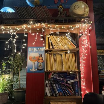 The Map Room - Bars Near Me - Chicago, Illinois The Map Room - Bars Near Me - Chicago, Illinois