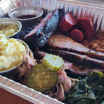Caramella Bistro - A perfect BBQ plate filled with all things scrumptious - Personal Chefs Near Me - Kingston, Tennessee Caramella Bistro - A perfect BBQ plate filled with all things scrumptious - Personal Chefs Near Me - Kingston, Tennessee