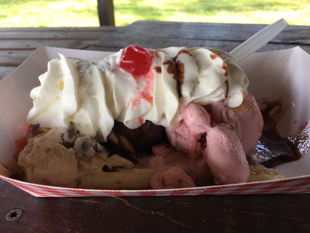 BLUEBERRY HILL ICE CREAM SHOP Ice Cream & Frozen Yogurt 11195 N