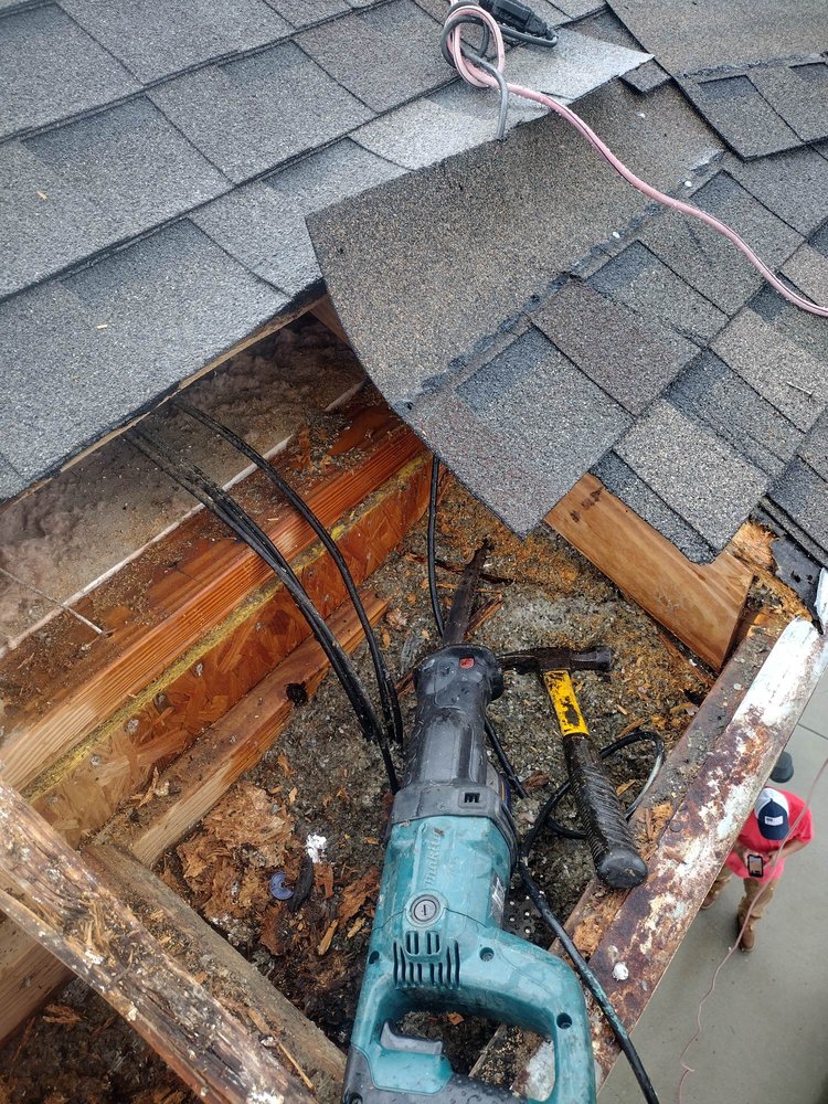 Slide of AL’s Lawn Service & Gonzalez Construction