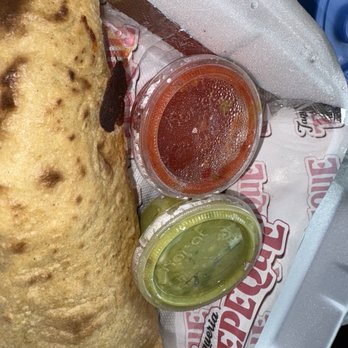 Taqueria Tepeque - Salva verde y roja. - Mexican Near Me - McAllen, Texas