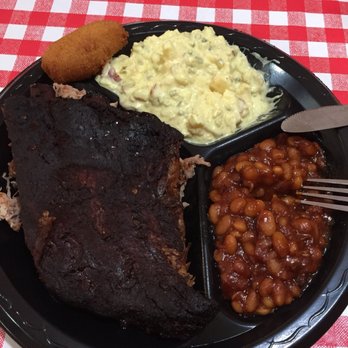 High Cotton BBQ - Barbeque Near Me - Kitty Hawk, North Carolina