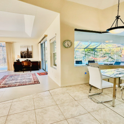 Spacious kitchen and living area for our Nokomis guests!