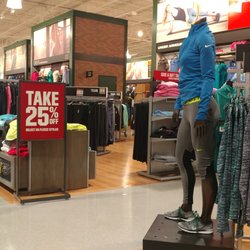 DICK'S Sporting Goods - Dick's in Chambersburg
