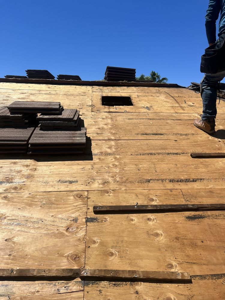 Slide of Cleans Roofing