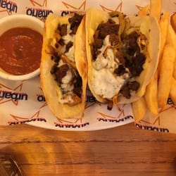 Urbano Cocina Americana - Tacos de carne $90