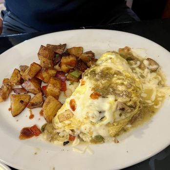 The Crooked Duck - The Western Omelette - New American Near Me - Long Beach, California The Crooked Duck - The Western Omelette - New American Near Me - Long Beach, California