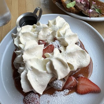 Veg Kitchen + Bar - Strawberries & Cream French Toast - Vegan Near Me - Sacramento, California