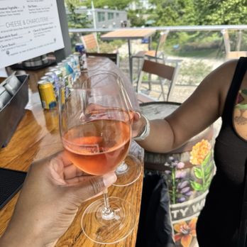 City Vineyard - Wine Bars Near Me - New York, New York City Vineyard - Wine Bars Near Me - New York, New York