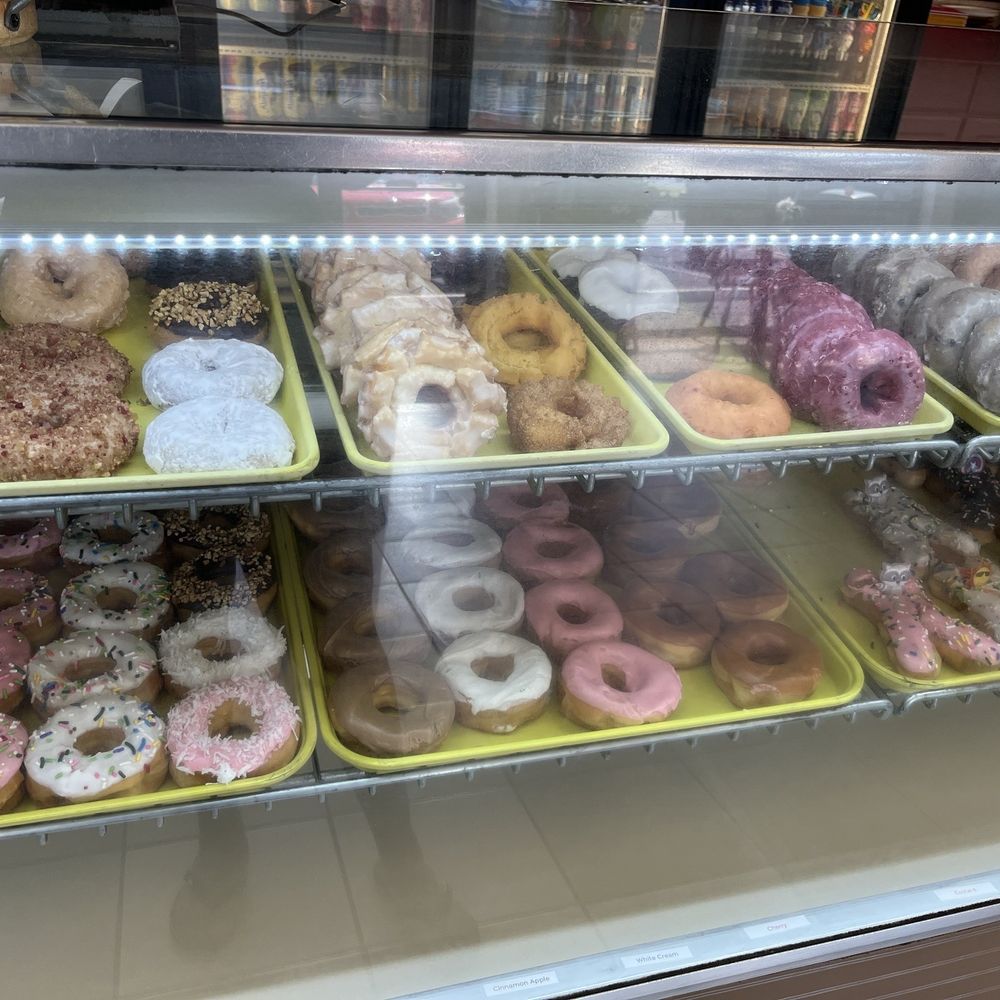 Radom Sprinkled Donuts Mixed Box Radom Sprinkled Donuts Mixed Box