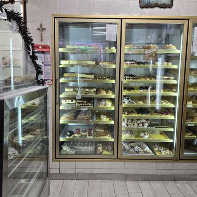 Del Ponte's Bakery by null