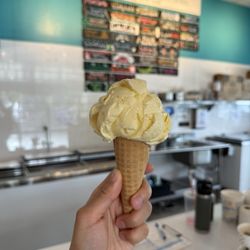 Frisbie's Dairy Barn