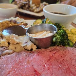 Lyndall's Sports Stop Grill - MEDIUM RARE PRIME RIB WITH MASH POTATOES N GRAVY N SAUTEED VEGGIES (ZUCCHINI & BROCCOLI)