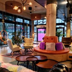 Moxy Düsseldorf Süd - Lobby at Moxy Düsseldorf Süd