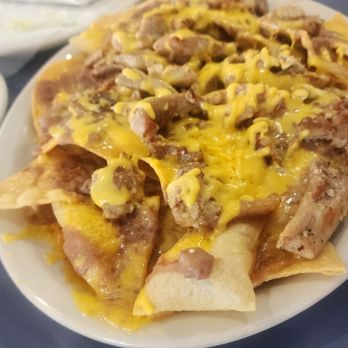 Taco La Gardenia - Chicken nachos - Mexican Near Me - San Antonio, Texas