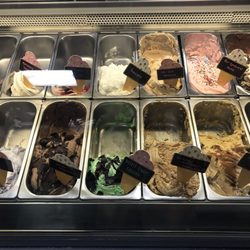 Maui Sweet Shoppe - Ice cream made in-house