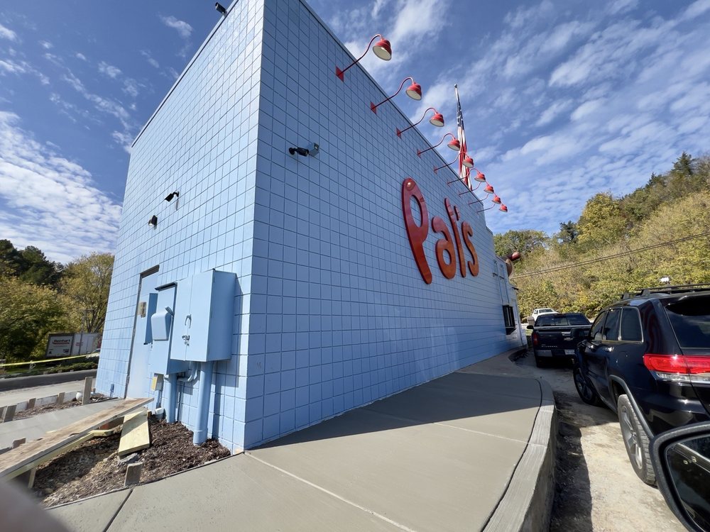 Pal's - Gate City Logo