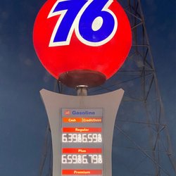 Carson Unocal 76 - Unocal 76, Carson, California! March 24, 2022 Gas Prices!