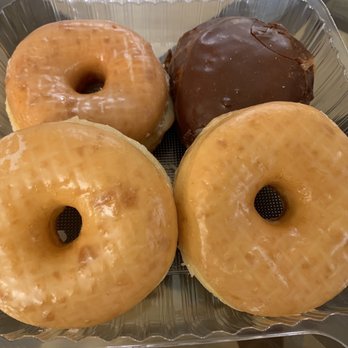 Moon Donuts - Glazed & chocolate custard-filled doughnuts - Donuts Near Me - Redondo Beach, California Moon Donuts - Glazed & chocolate custard-filled doughnuts - Donuts Near Me - Redondo Beach, California