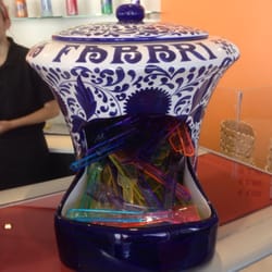 IJssalon Lekker - Stijlvolle bak voor de ijslepeltjes!