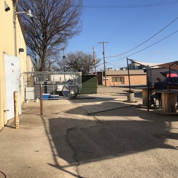 Division Brewing - Outside patio - Brewpubs Near Me - Arlington, Texas