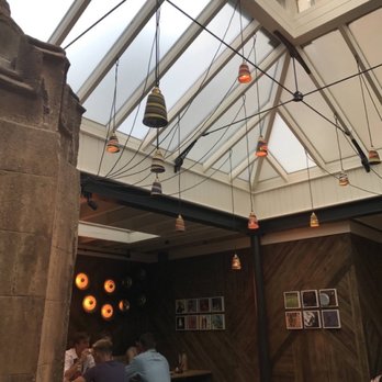 Nando's - Inside - Chicken Shop Near Me - Cambridge, CAM