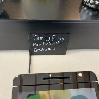Amitie Macaron - WiFi - Desserts Near Me - Raleigh, North Carolina