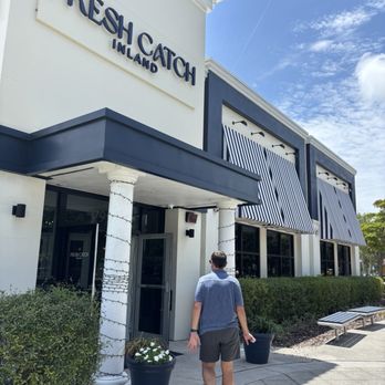 Fresh Catch Inland - Front entrance - Seafood Near Me - Estero, Florida Fresh Catch Inland - Front entrance - Seafood Near Me - Estero, Florida