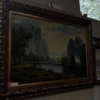 The Next To New shop - Picture frame - Home Decor Near Me - Austin, Texas The Next To New shop - Picture frame - Home Decor Near Me - Austin, Texas