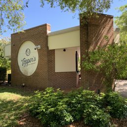 Exterior photo of Topper's Creamery - Orlando, Florida Exterior photo of Topper's Creamery - Orlando, Florida