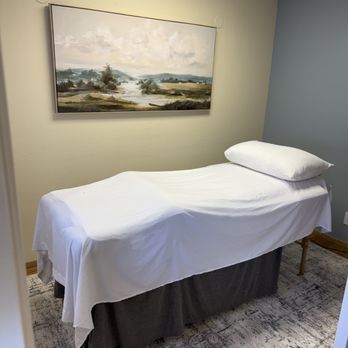 Dao Integrated Health - Treatment Room 1 - Come Experience the power of Acupuncture - Acupuncture Near Me - Alameda, California Dao Integrated Health - Treatment Room 1 - Come Experience the power of Acupuncture - Acupuncture Near Me - Alameda, California