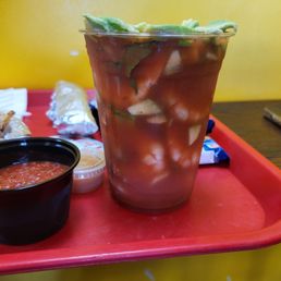 Shrimp cocktail with tons of large shrimp. Comes with saltine crakers. Shrimp cocktail with tons of large shrimp. Comes with saltine crakers.