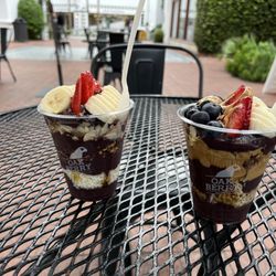 Oakberry Açaí Bowls and Smoothies - Bought Classic - Acai Bowl - (12 oz. 350 ml.)